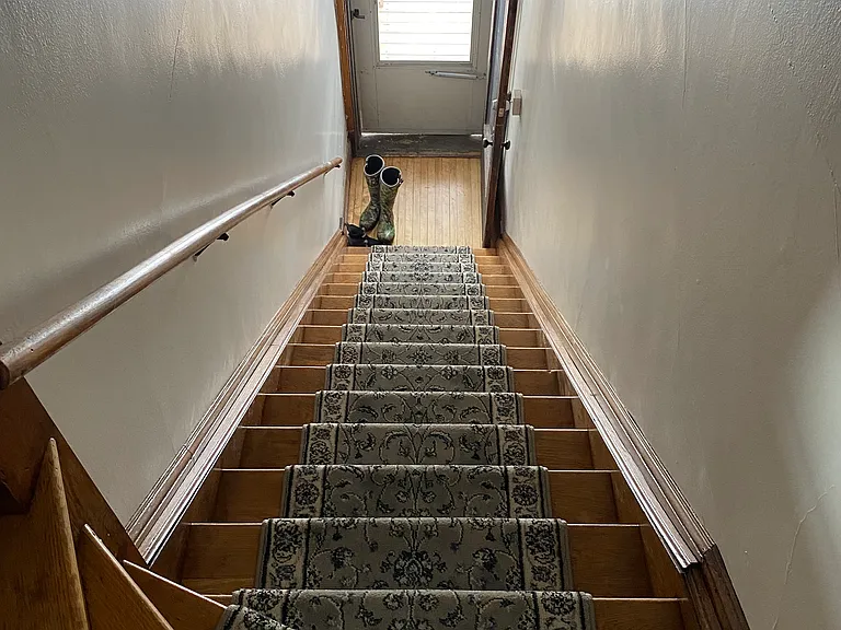 702 E 1st St #2 — Photo 7