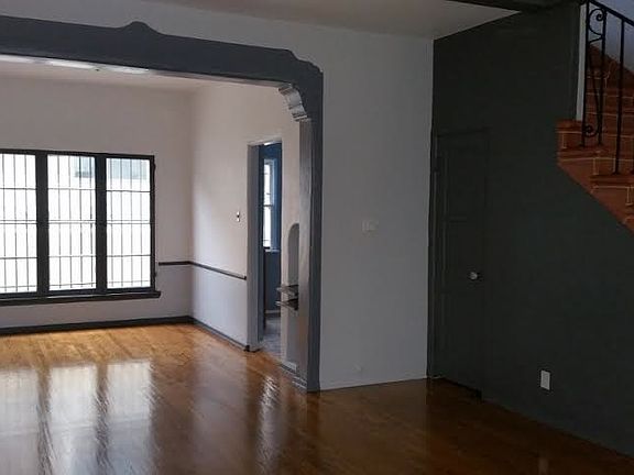3rd image of 1419 S Crescent Heights Blvd