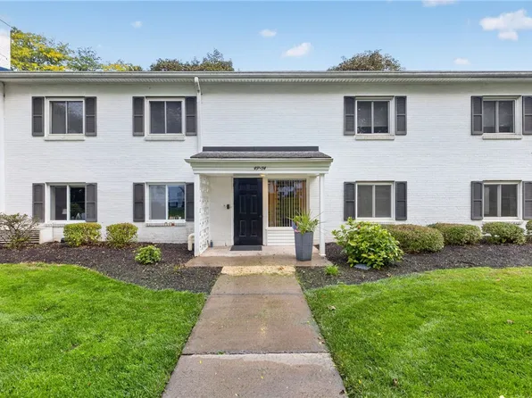 52 Lost Mountain Trl, Rochester, NY 14625