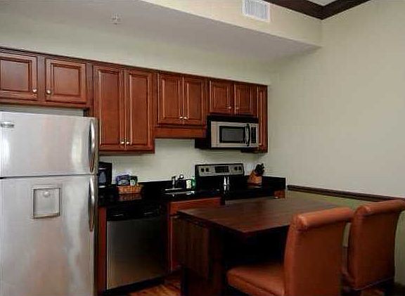 4th image of 329 Water St #108