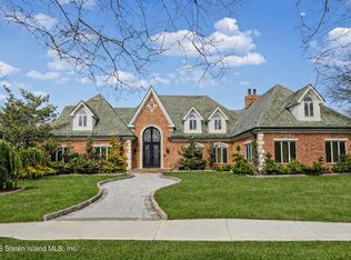 7 Rice Ave, Staten Island, NY 10314