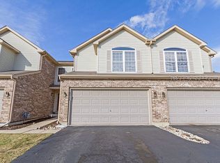5704 Fieldstone Trl, McHenry, IL 60050