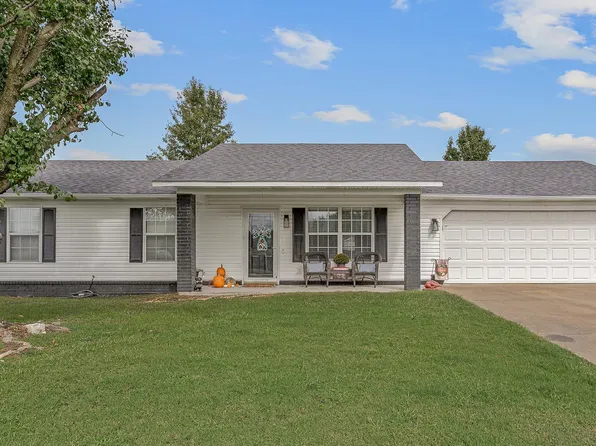 701 Baywood Dr, Paragould, AR 72450