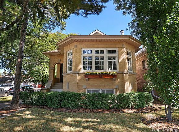 2nd image of 5057 N Kostner Ave