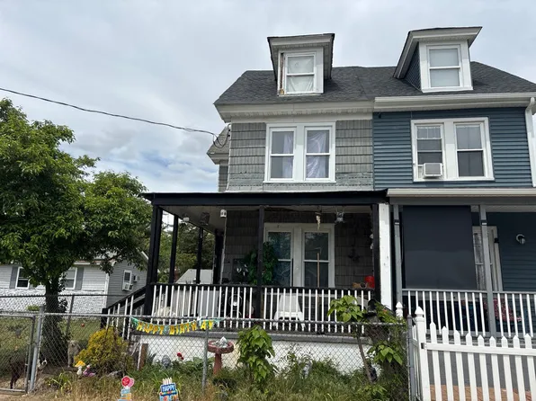 826 E Pine St, Millville, NJ 08332