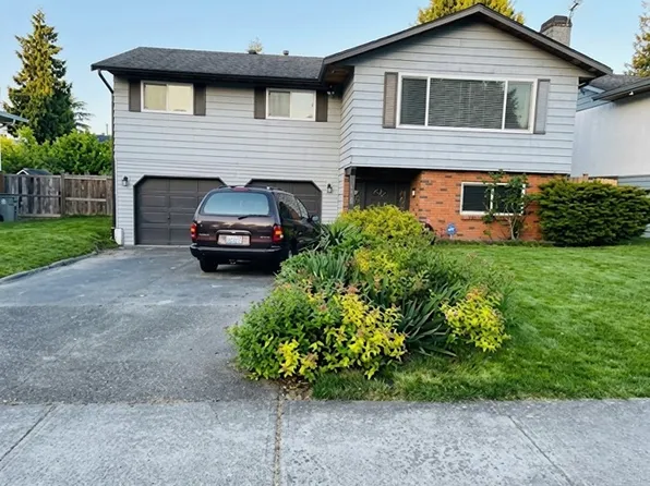 3 116th St N, Delta, BC V4E 1X9