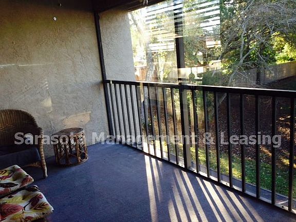 2nd image of 5665 Summerside Ln #35B