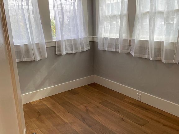 3rd image of 1517 28th St APT D