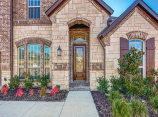 5208 Ravine Ridge Ct, Roanoke, TX 76262