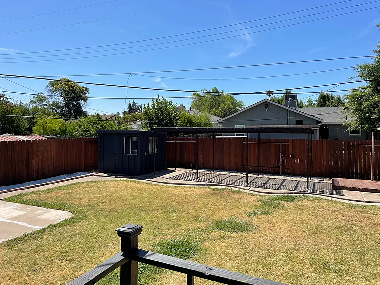 5544 33rd Ave — Photo 7