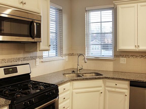 5th image of 11293 Torrey Pines Dr