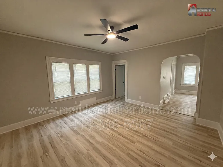 2724 N Palmer St — Photo 4