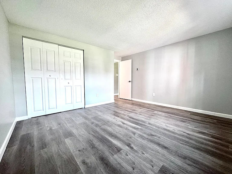 6 Old Colony Ln #2 — Photo 13