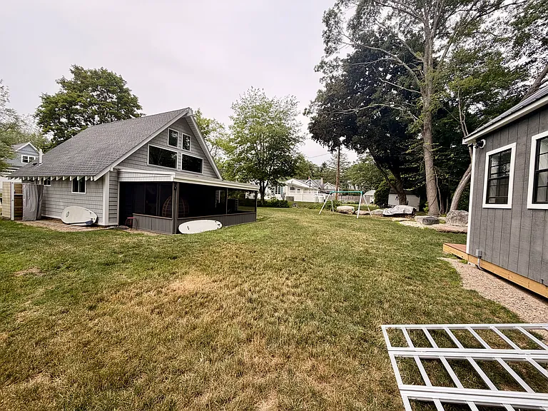 50 Briar Rd — Photo 22