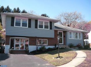 121 Halsey Ave, West Lawn, PA 19609