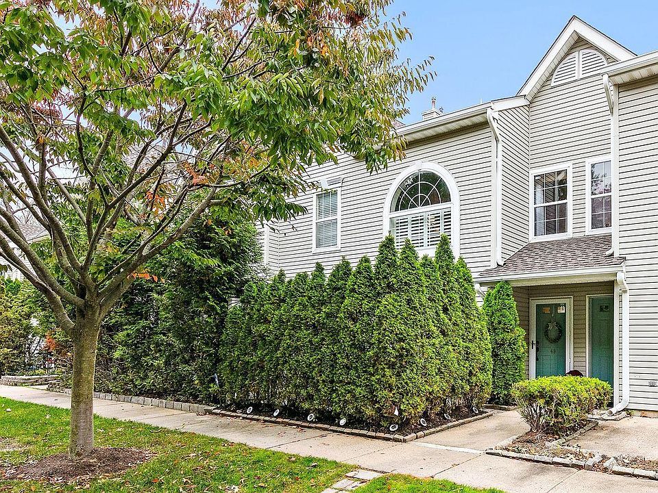 1st image of 49 Richmond Ct