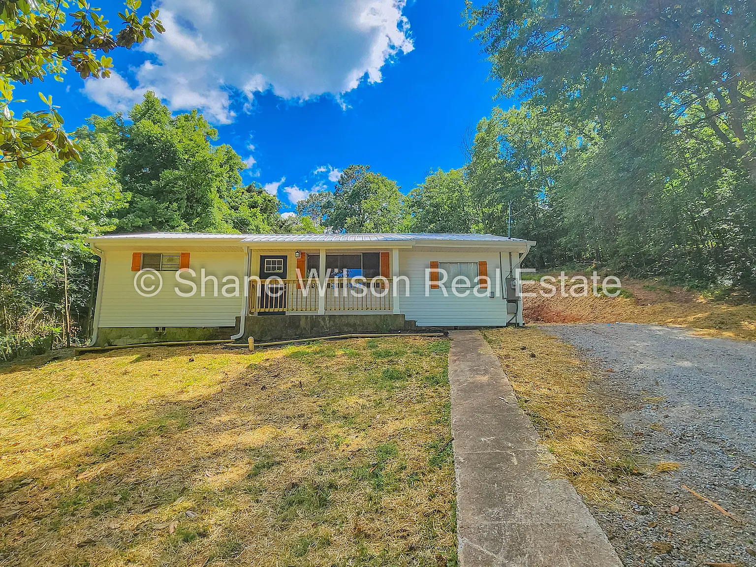 3 bed, 1080 sqft, $1,299 — Photo 1