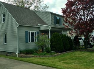 1420 Neptune Ave, Akron, OH 44301