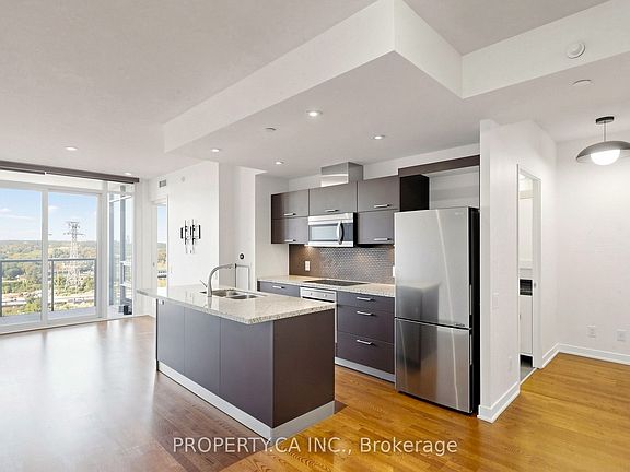 3rd image of 88 Park Lawn Rd #1712