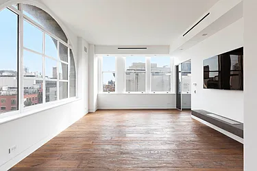172 Crosby Street, #4C
