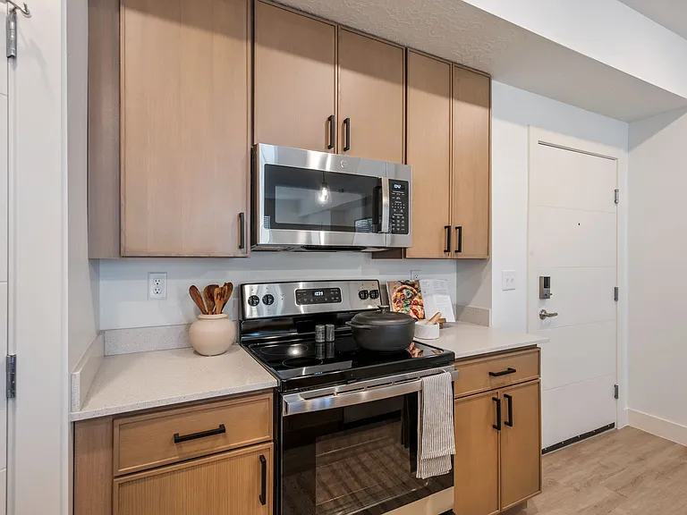 Kitchen 6