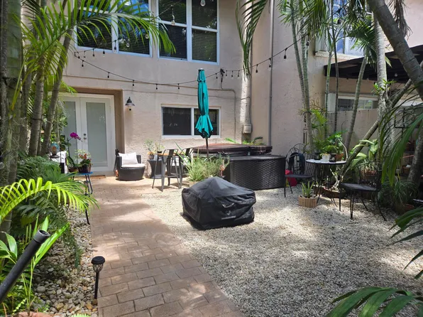 8324 SW 103rd Avenue, Miami, FL 33173