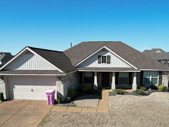 2nd image of 2610 Madeline Ln