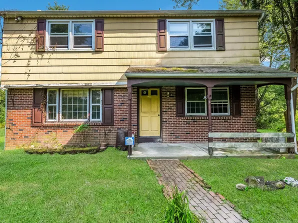 6414 Ferry Rd, Doylestown, PA 18902