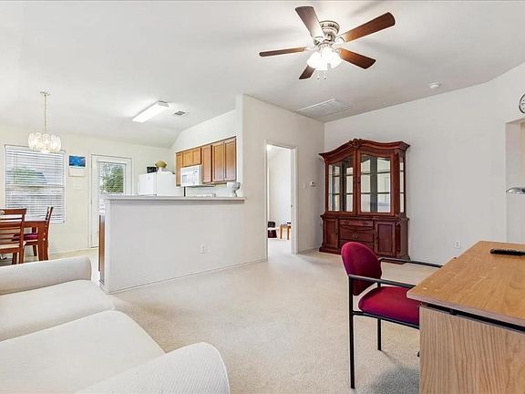 3rd image of 1964 Sampsell Dr