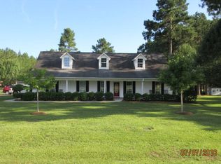 17 Sunbeam Rd, Douglas, GA 31535