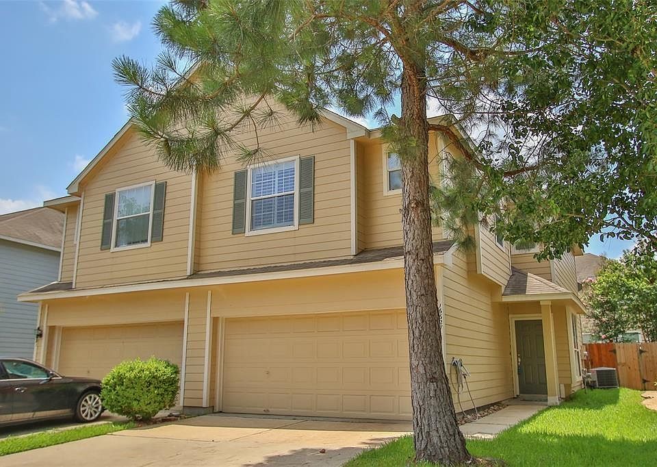 1st image of 16627 Cairngrove Ln