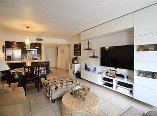 8160 Geneva Ct APT 110, Doral, FL 33166
