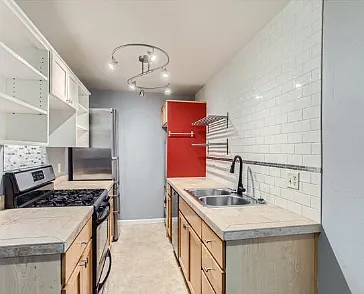 701 NE 28th Ave #14 — Photo 5
