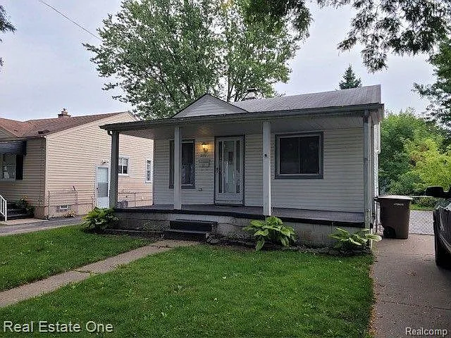 219 W Strathmore Ave photo 1