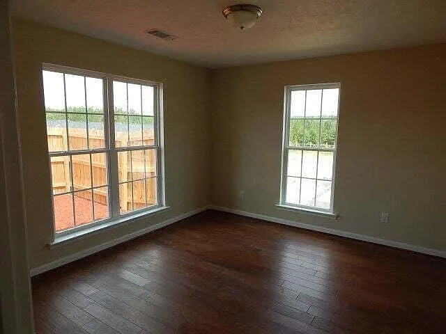 212 Bobwhite Dr — Photo 4