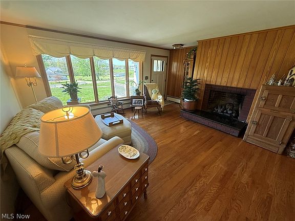 3rd image of 6145 Wolf Run Rd SE