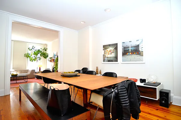 Rented by Compass | media 18