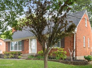 1905 Janlyn Rd, Jeffersontown, KY 40299