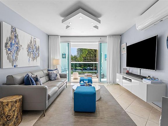 5th image of 115 Esq Cambija St #2B