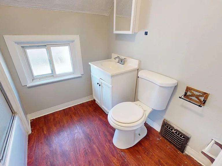 3452 W 44th St — Photo 23
