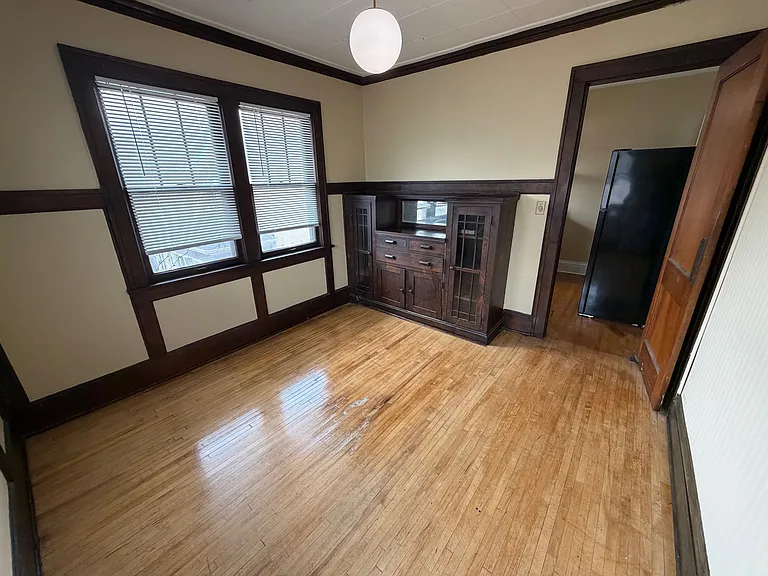 517 Asbury St #10 — Photo 8