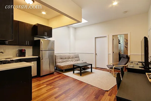 Rented by Corcoran | media 22