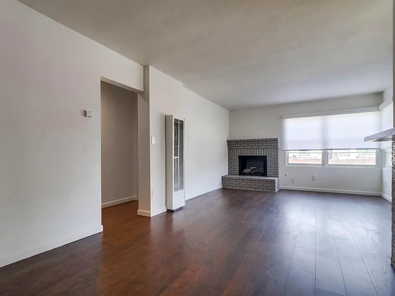 1875 Oliver Ave #B — Photo 3