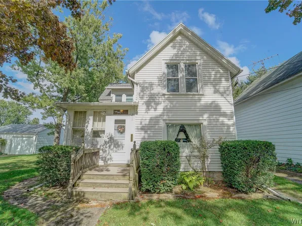 214 Franklin Ave, Dunkirk, NY 14048