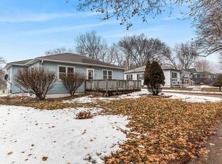 937 S Thompson Ave, Sioux Falls, SD 57103