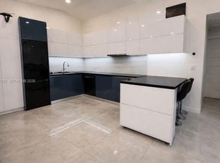 500 NE 3rd St APT 103, Hallandale Beach, FL 33009