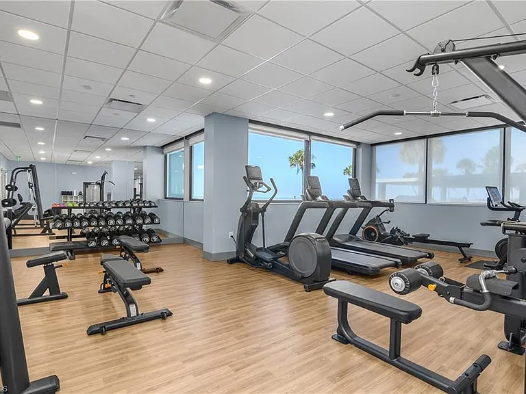4005 Gulf Shore Blvd N #605 — Photo 19