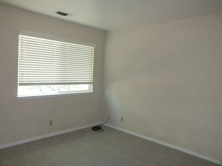 Cameron Park Townhouse apartments at La Crescenta Gardens — Photo 10