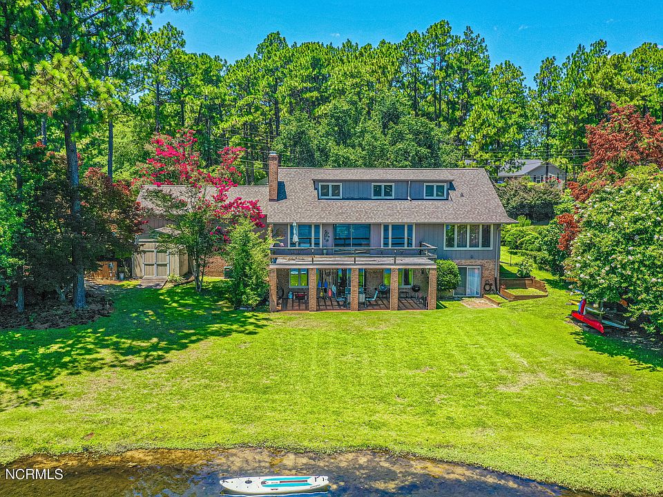 216 Pine Ridge Drive, Whispering Pines, NC 28327 Zillow