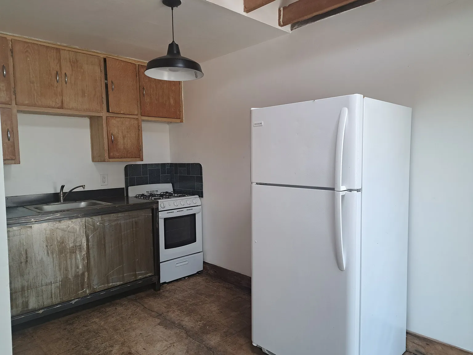 1 bed, 400 sqft, $750 — Photo 4